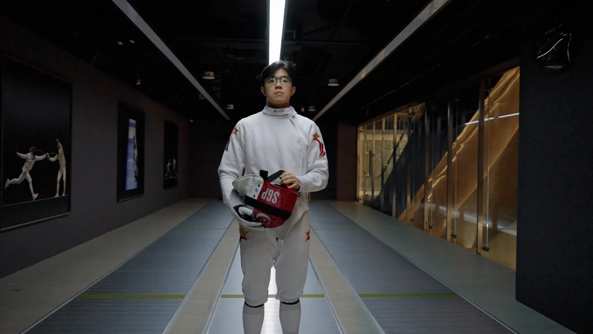 潘绪哲的职业击剑之路，起步虽晚，却丝毫没有掩盖他的锐气与天赋。（视频截图）