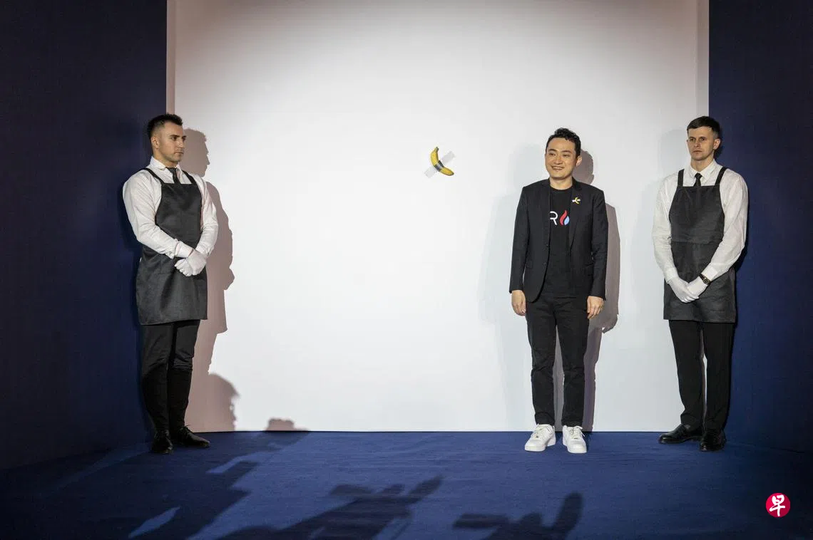 加密货币平台创始人孙宇晨吃掉天价香蕉| 联合早报