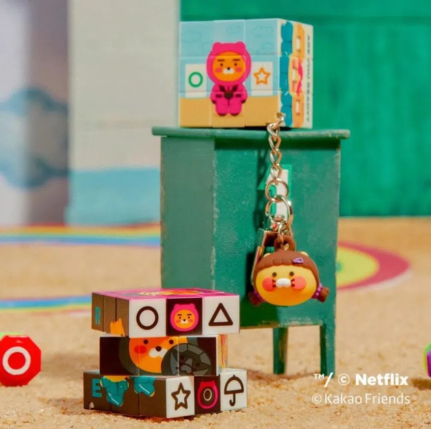 Kakao Friends公仔挂饰。（互联网）