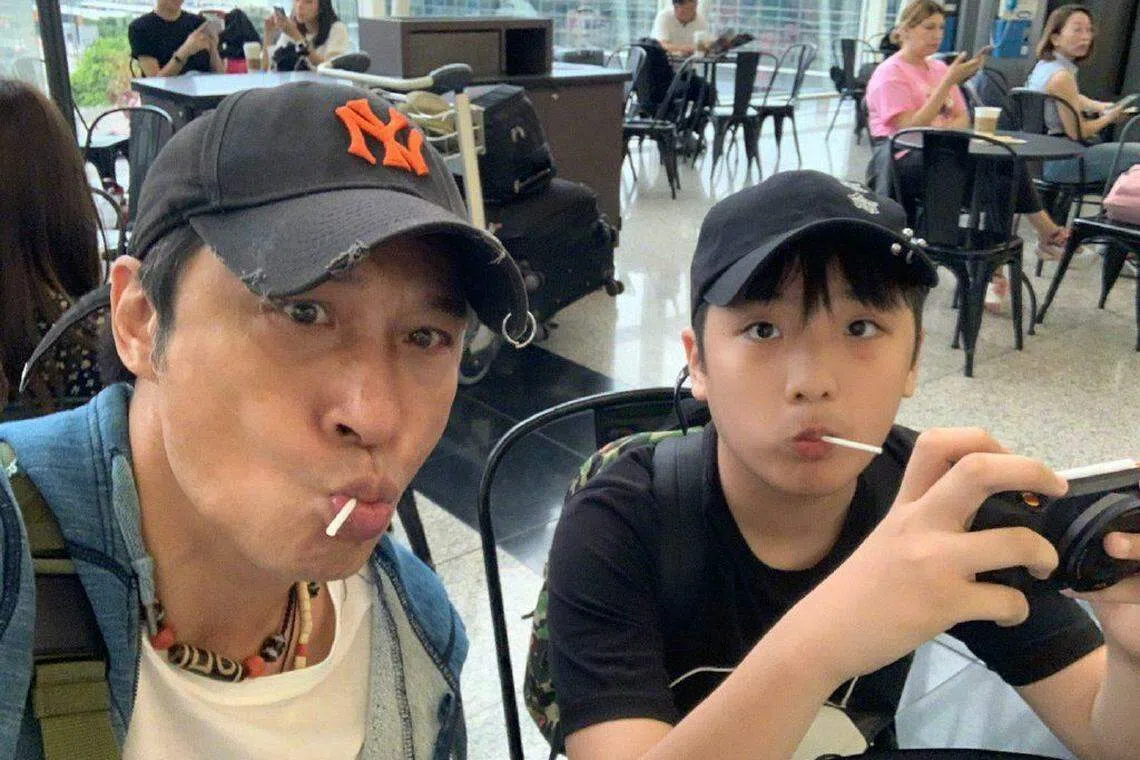 吴镇宇与儿子费曼。（互联网）