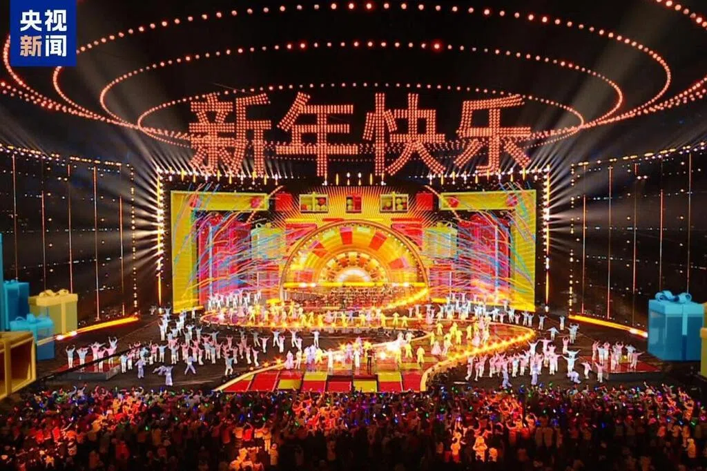 中国五台六档跨年节目重温 猜猜周深跑了几台