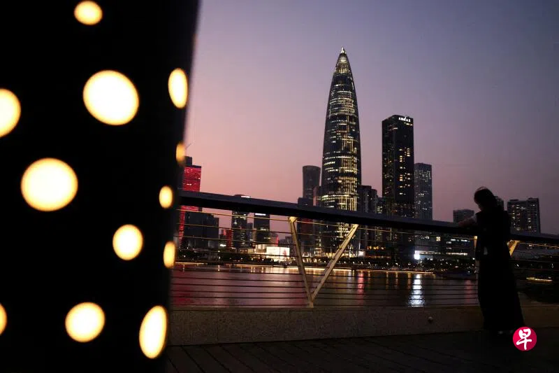 Ȱ����� ����Ů���������조��족����