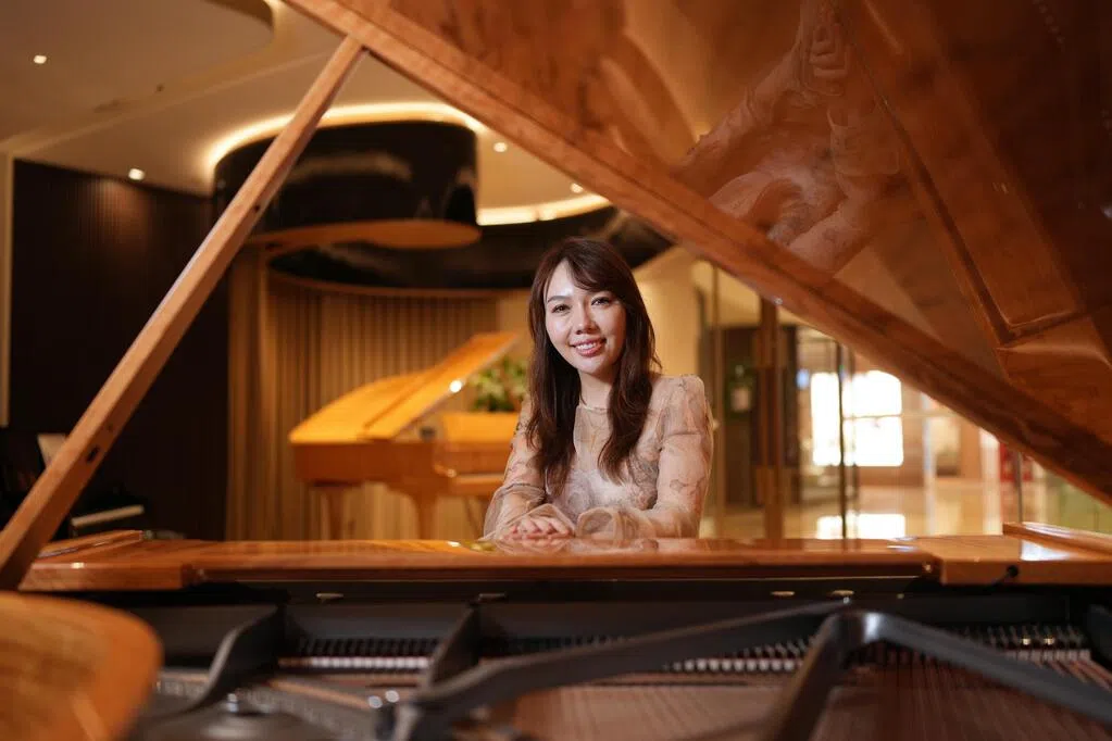给听众一把聆听的尺 钢琴解说音乐会回望400年琴音