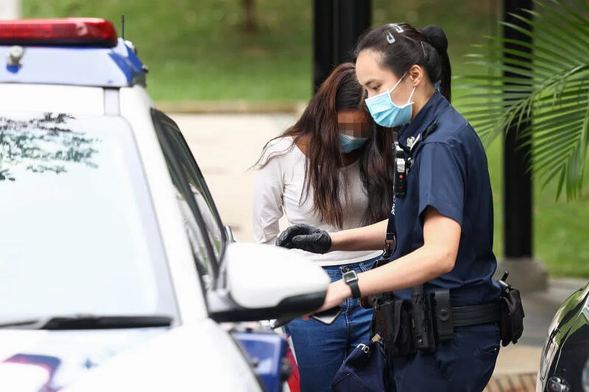 另有一名女子被捕。（李健玮摄）