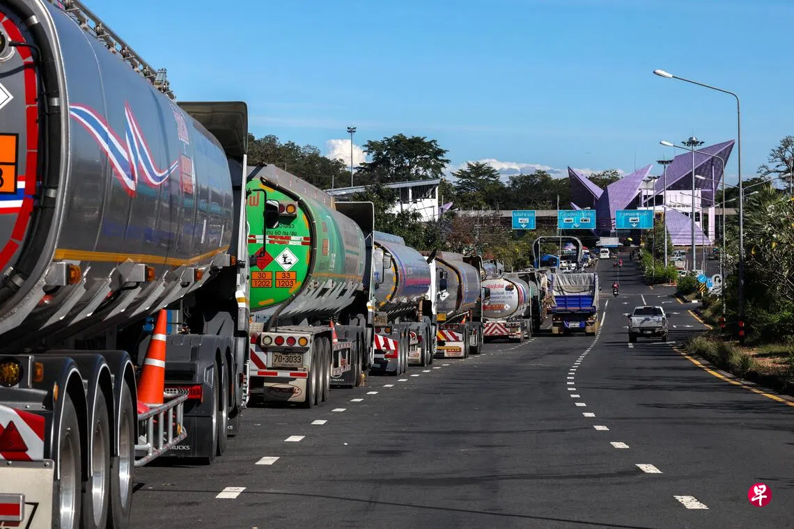 泰防战略物资运柬但否认封锁泰国湾