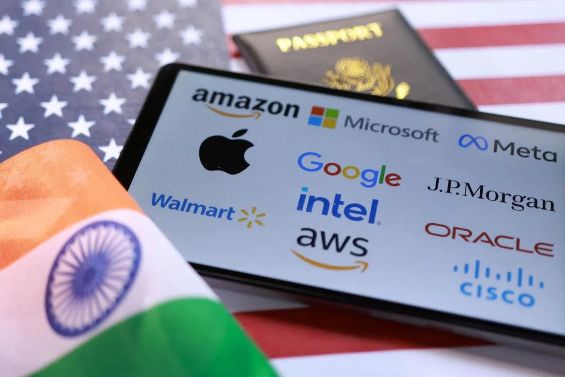 美20州起诉特朗普政府征高额H-1B签证费