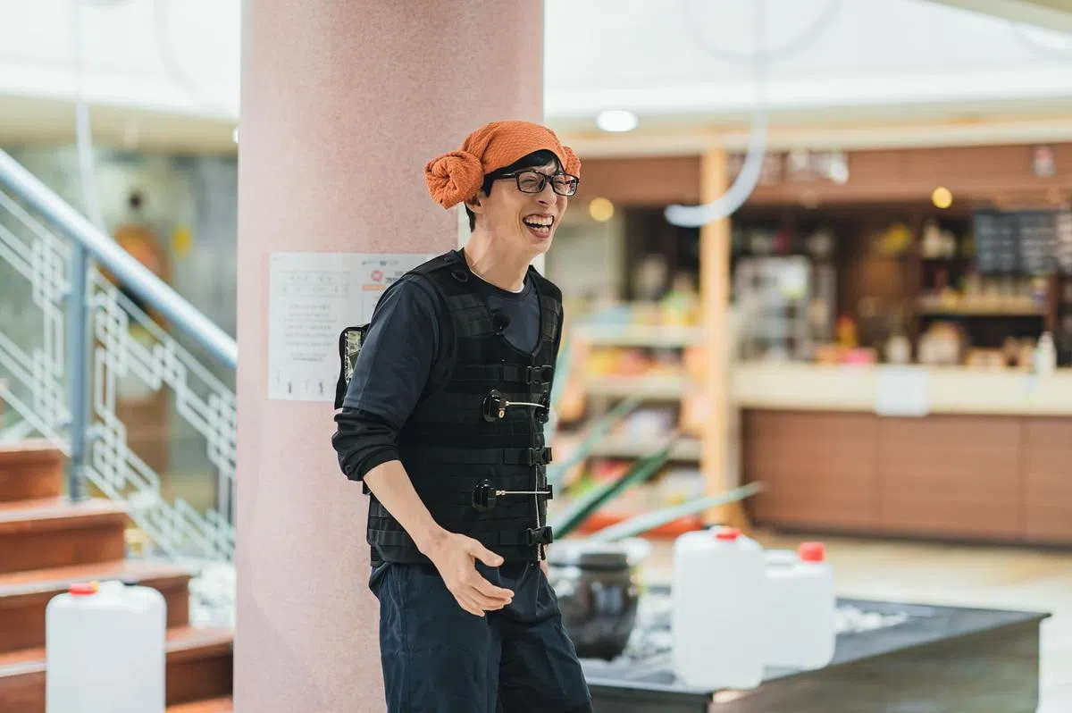 “国民MC”刘在锡希望与国际串流平台的合作，能把韩综带到全球各地。（Disney+提供）