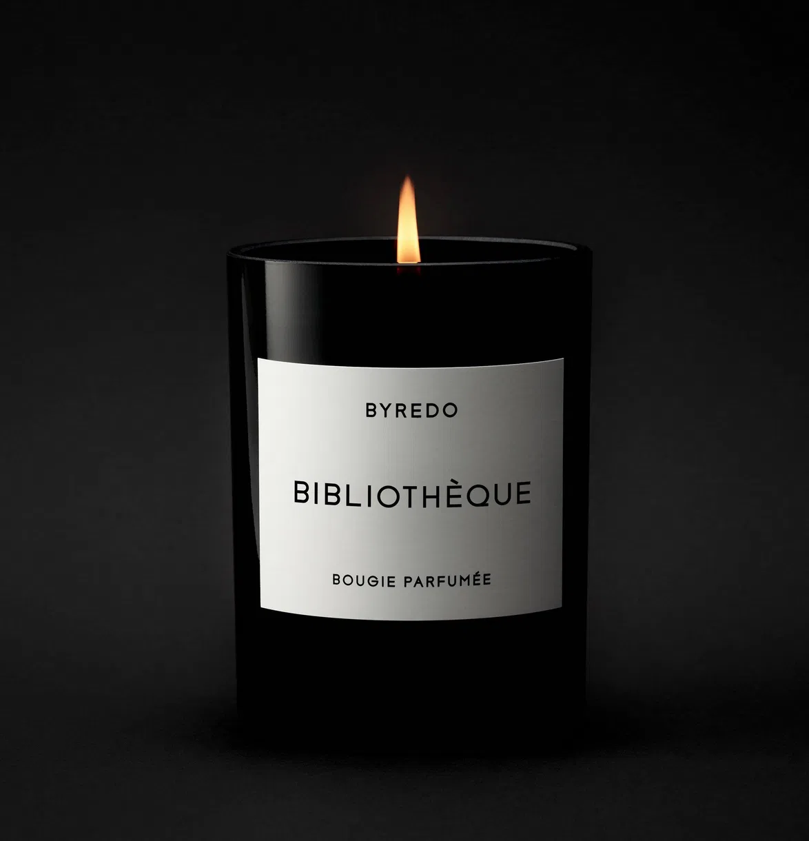 Byredo的“图书馆”香氛蜡烛。（取自品牌网站）