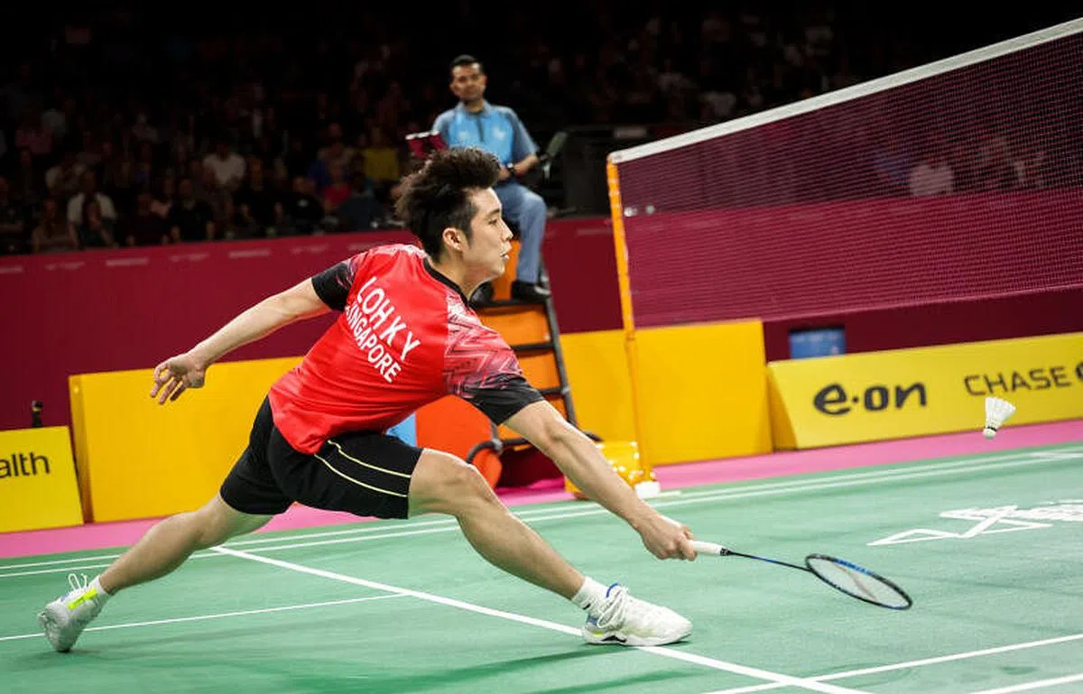 世界排名第9位的骆建佑以21比12、21比12击败世界排名第55位的潘迪。（叶振忠摄）