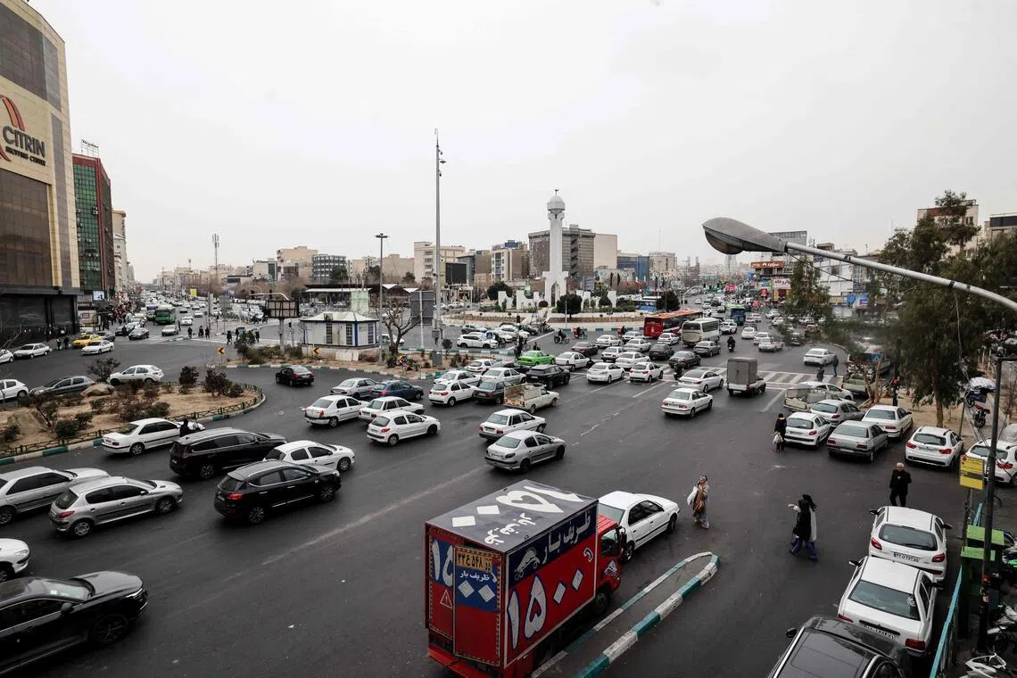 伊朗承诺不处决抗议者 暂时避免美国军事打击