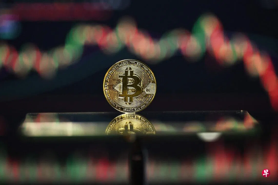 避险情绪笼罩比特币跌破8万8000美元| 联合早报