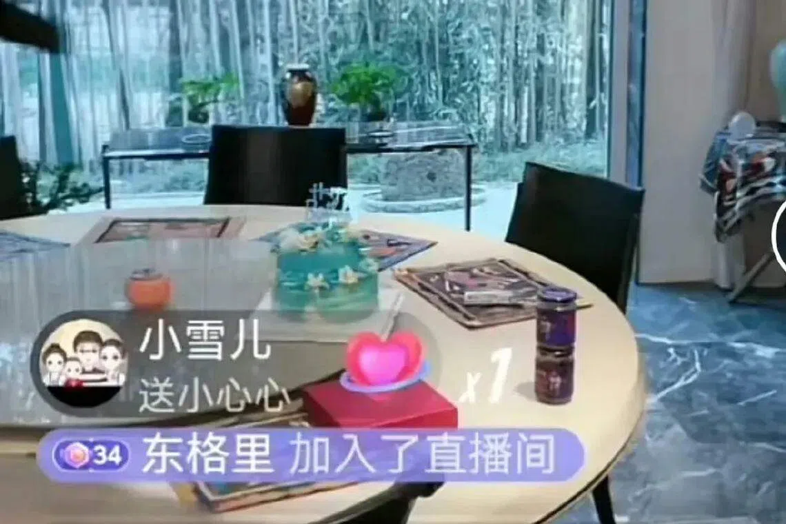 网民在张兰直播时宣称汪小菲被绑架。（视频载图）