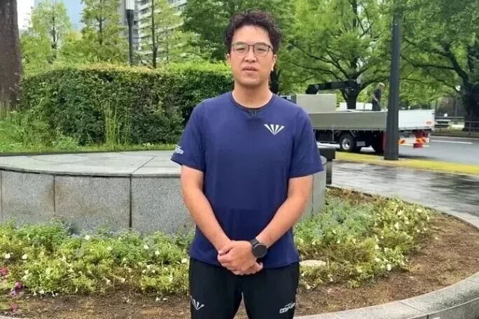 东京街头穿防弹背心跑步  沈伯洋称因被中国大陆通缉