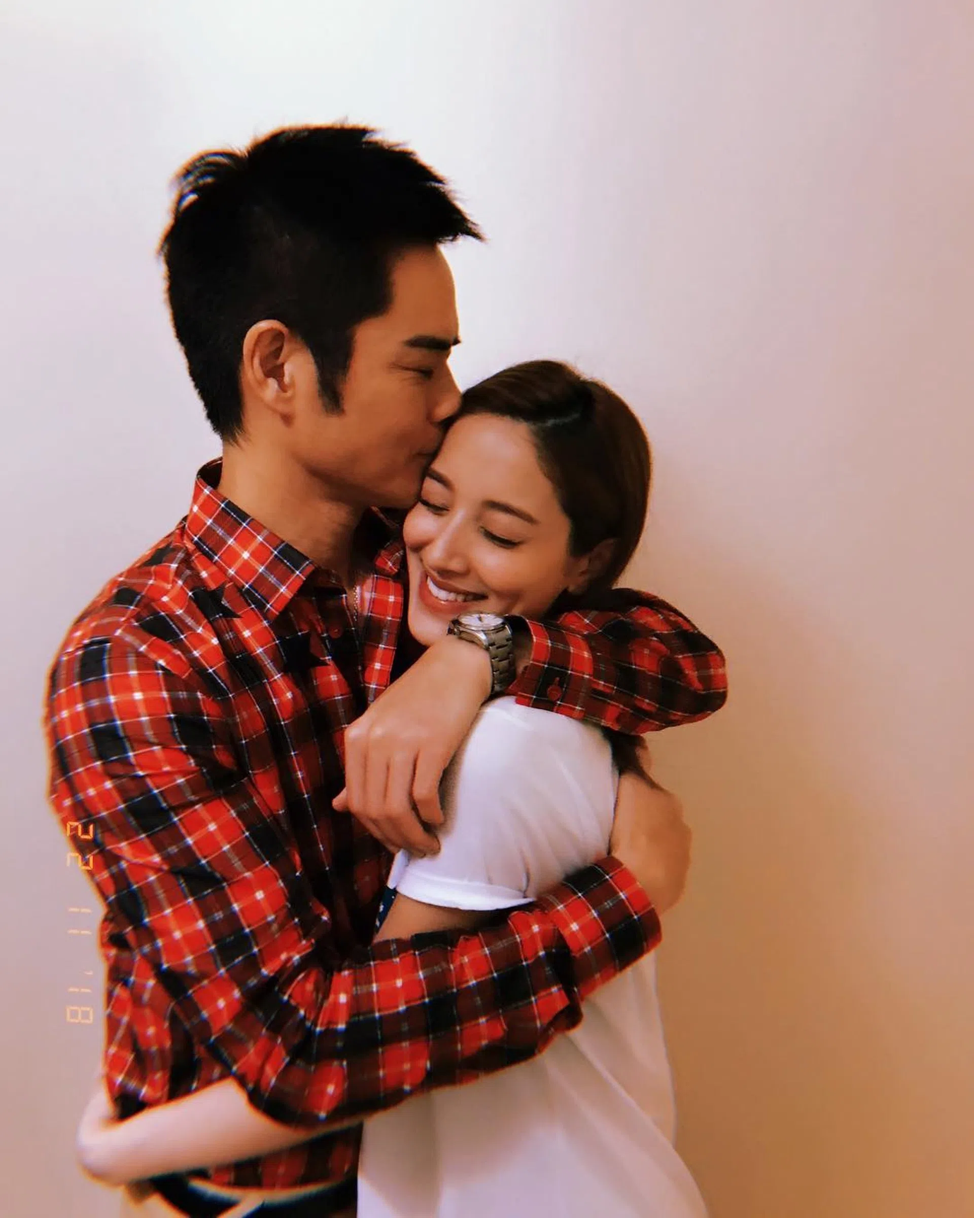 郑嘉颖做到TVB阿哥，比较少人关注他的妻子陈凯琳也是豪门出身。（取自Instagram）