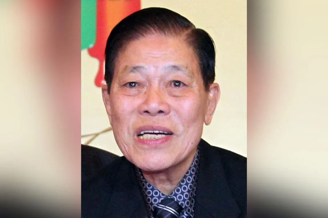 吴清亮在1995年成立吴氏基金会，更有系统地落实慈善事业。（档案照片）