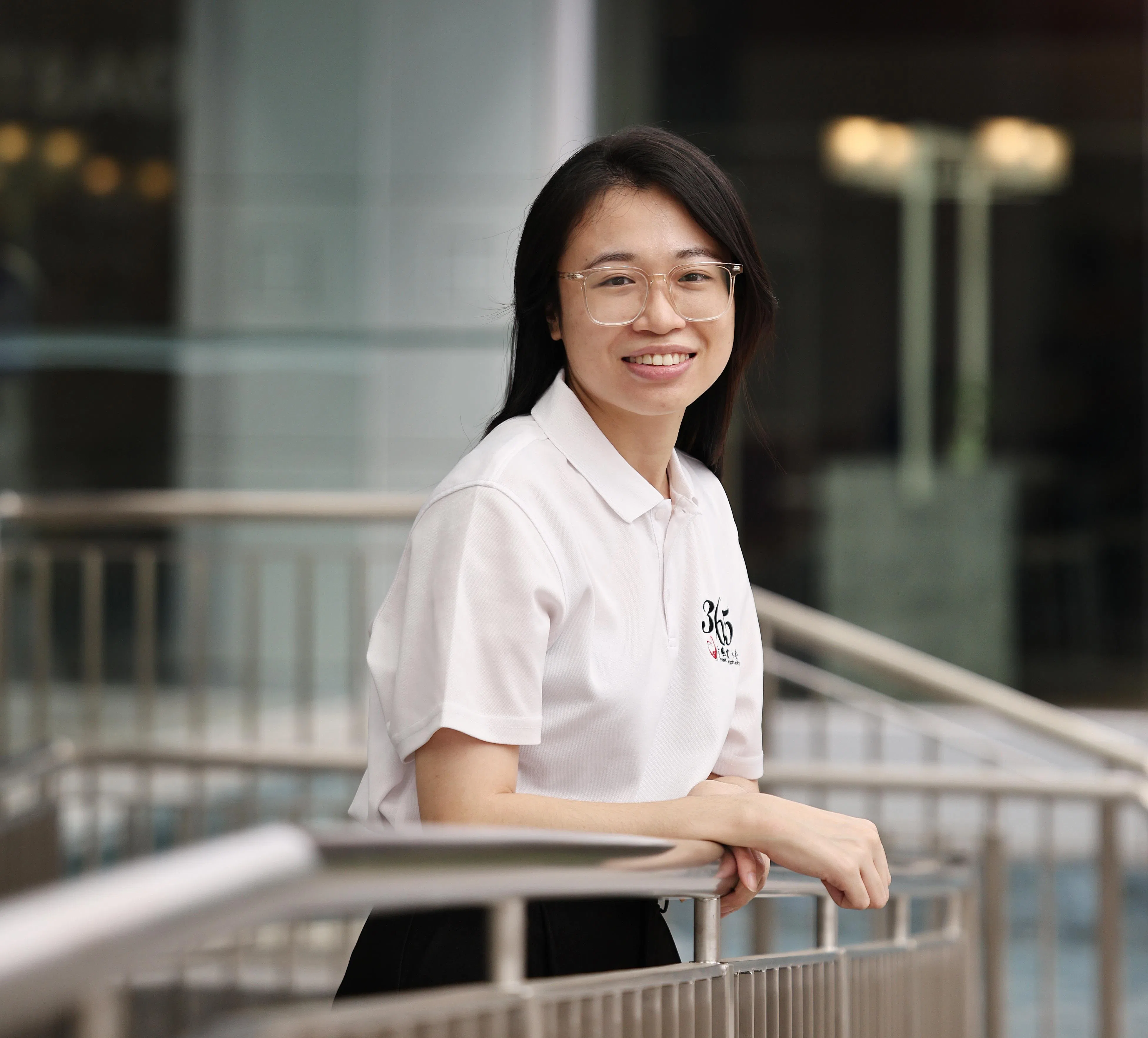 资深物理治疗师朱凯冰提醒，再忙也不能忽略运动。（陈渊庄摄）