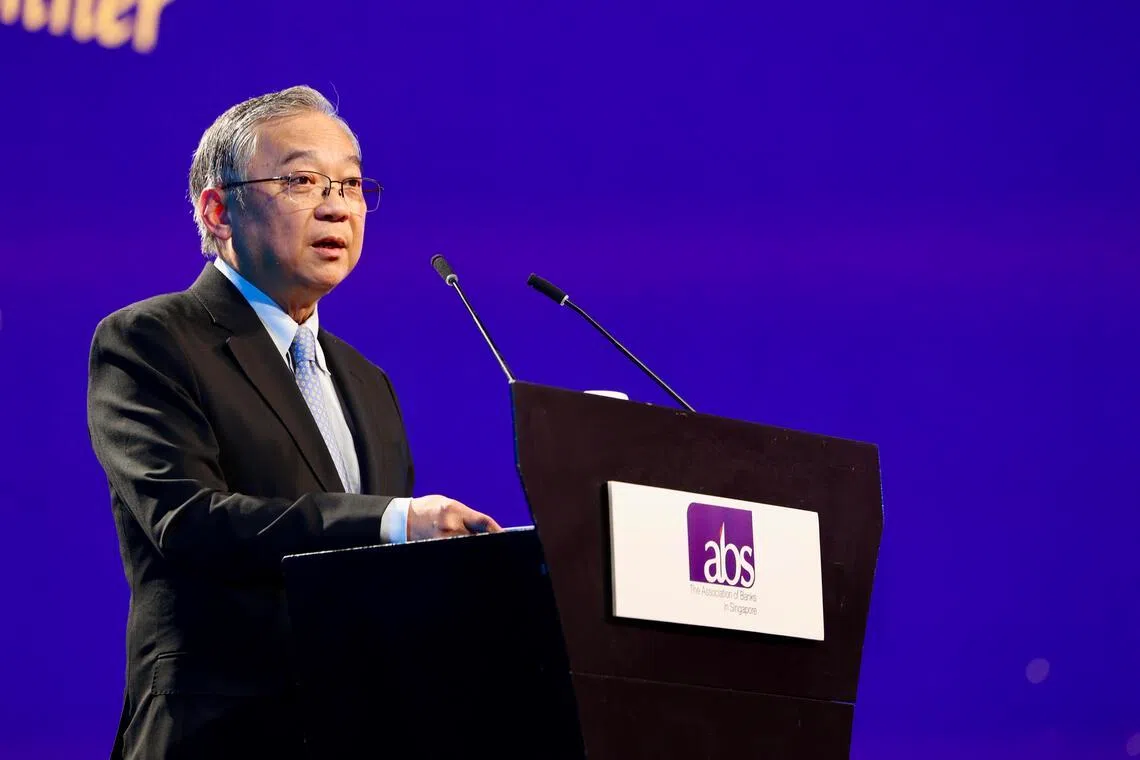 颜金勇宣布，金管局将设立未来金融创新学院，以加快新金融科技的采用。（邬福梁摄）