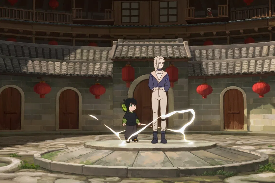 猫妖罗小黑（左）和师姐鹿野携手救师父无限。（创艺电影提供）