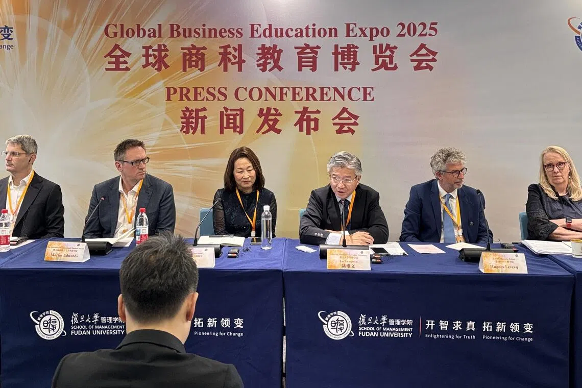 ȫᡱ1023ڸѧѧԺУʱθԺԺ½ģѧԺϯᡣ迵㣩