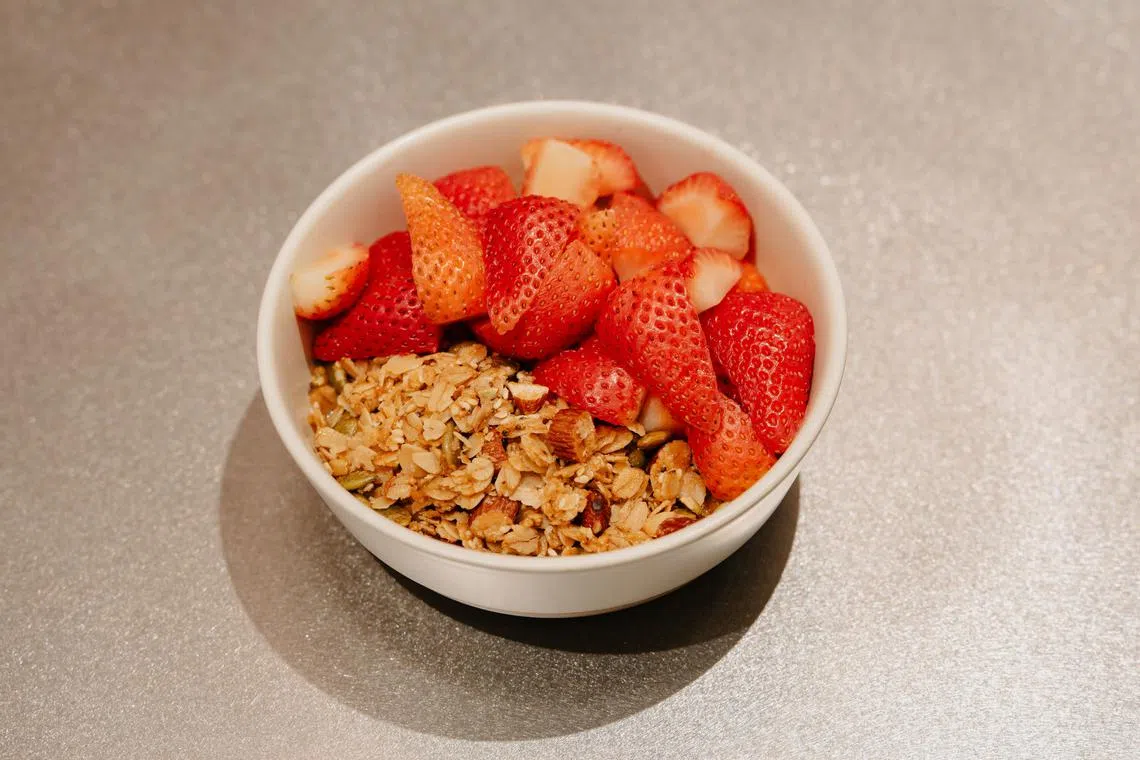 蓝瓶咖啡新店有新登场的酸乳酪碗。（咖啡馆提供）