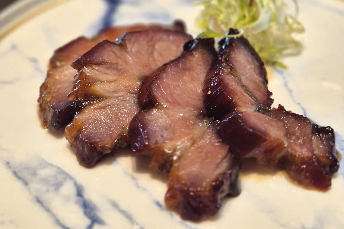 甜中带咸的北海道豚叉烧是味蕾盛宴。（陈爱薇摄）