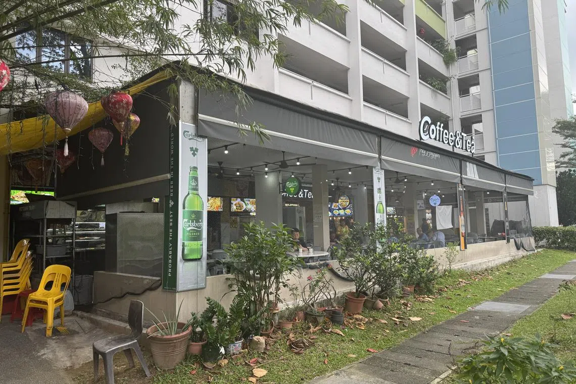 “梁记”前后搬了九次，目前落户惹兰红山大牌146咖啡店。（翁铭芯摄）