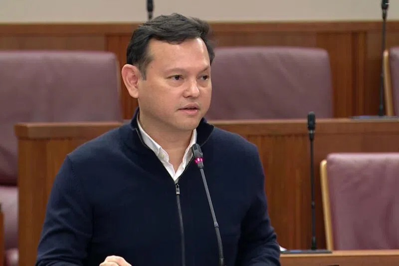 扎吉哈说，国防是一项超越国民服役人员的全民事业，有赖整个社会的理解与支持。（gov.sg视频截图）