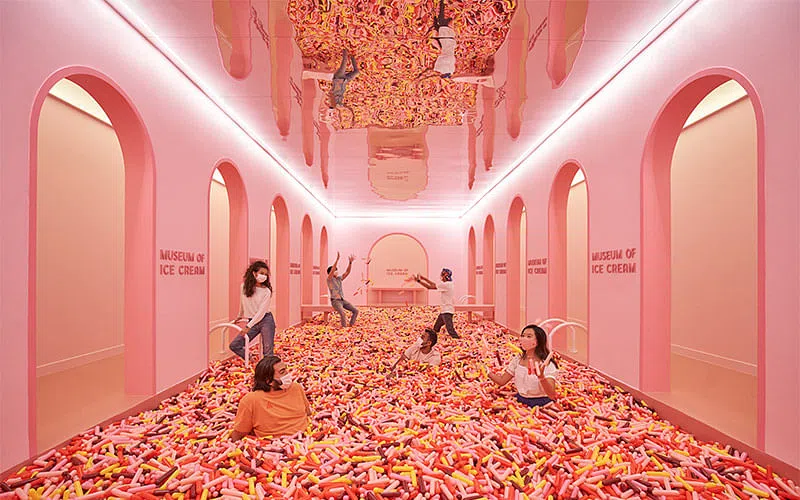 超梦幻的粉红世界，新加坡最新网红打卡地。（图／新加坡冰淇淋博物馆提供）
