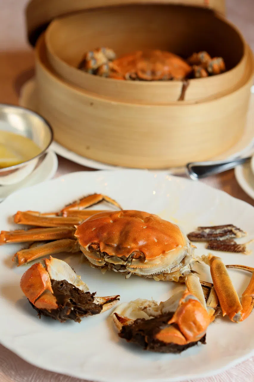 阳澄湖大闸蟹是中国江苏省苏州市特产。（龙国雄摄）