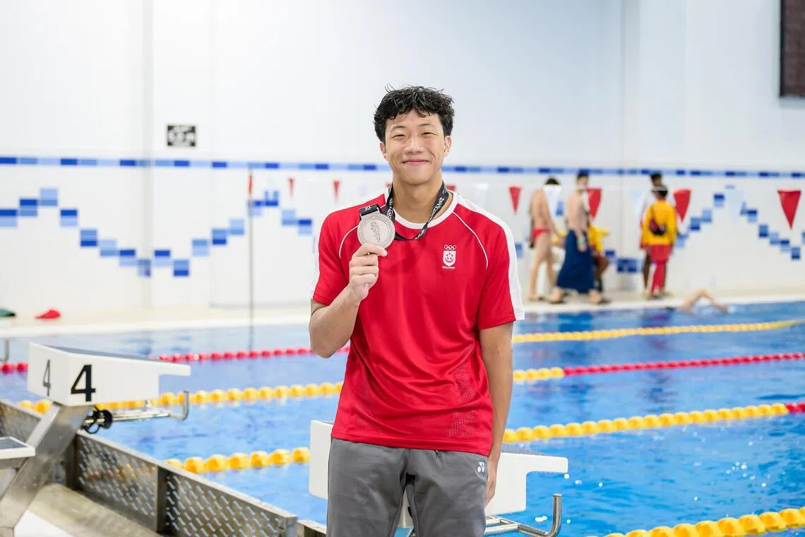 曾衡凯在之前的50米自由泳项目，为我国摘得本届赛事首银。（全国奥理会提供）