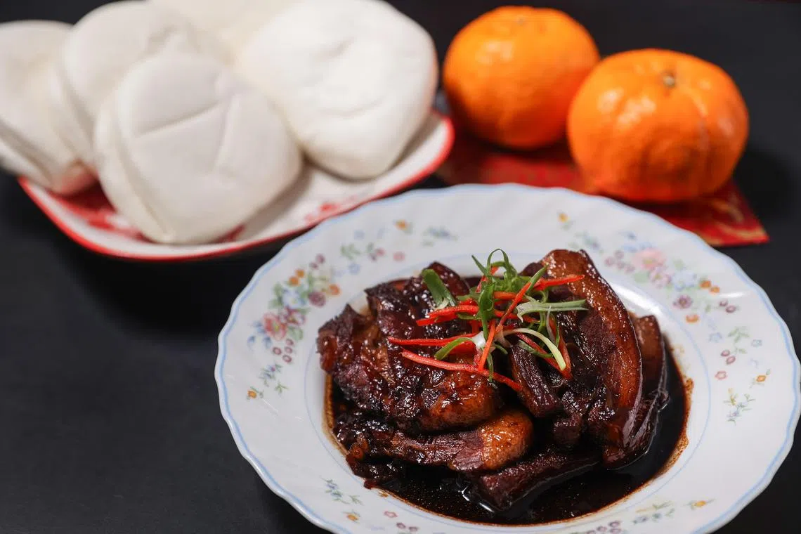 罗惠芯的三层肉煨得入口即化，配白饭或荷叶包都美味。（白艳琳摄）