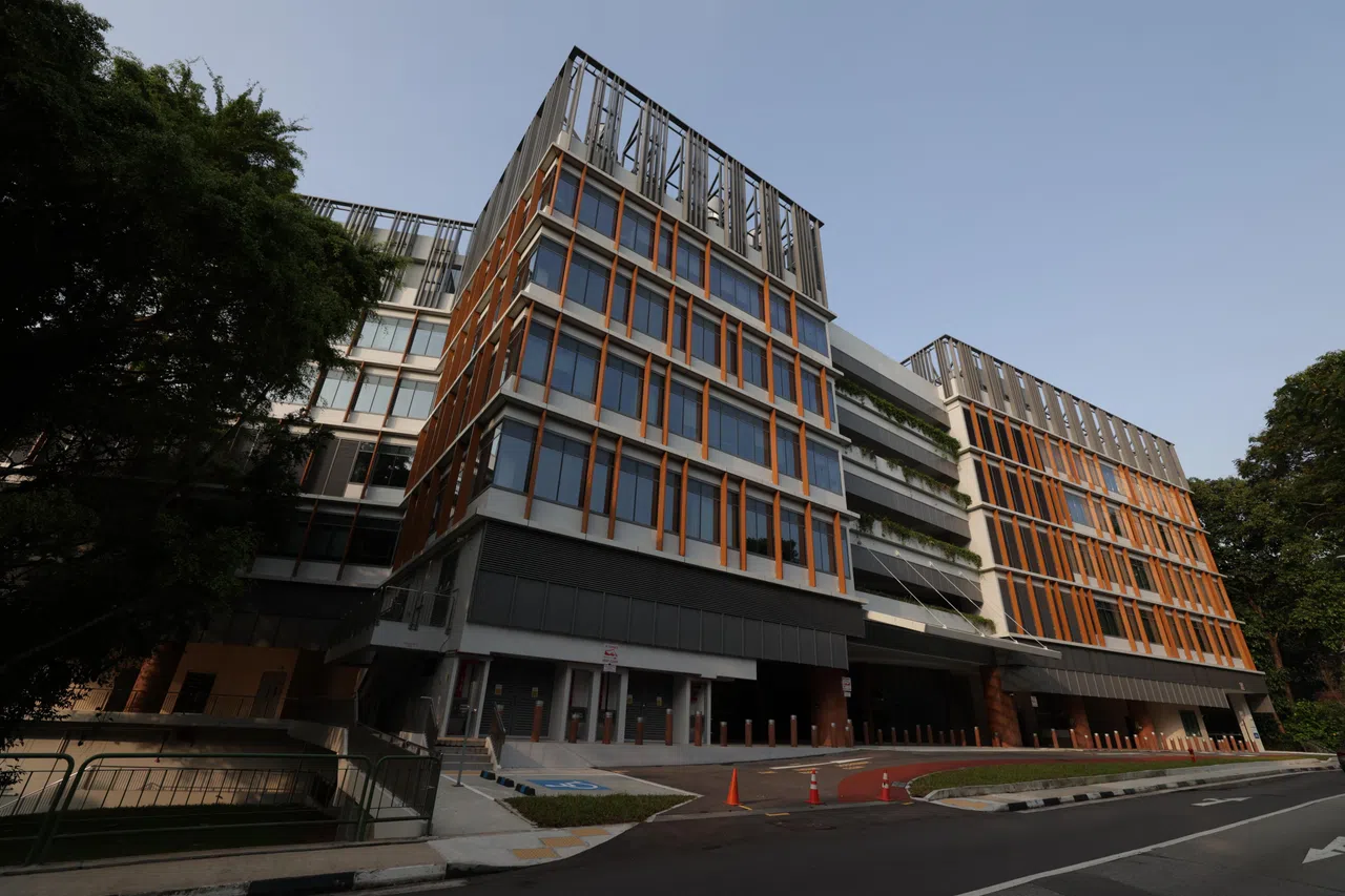 新加坡核研究与安全所设于新加坡国立大学校内的新楼将容纳100名核科学家。（叶振忠摄）