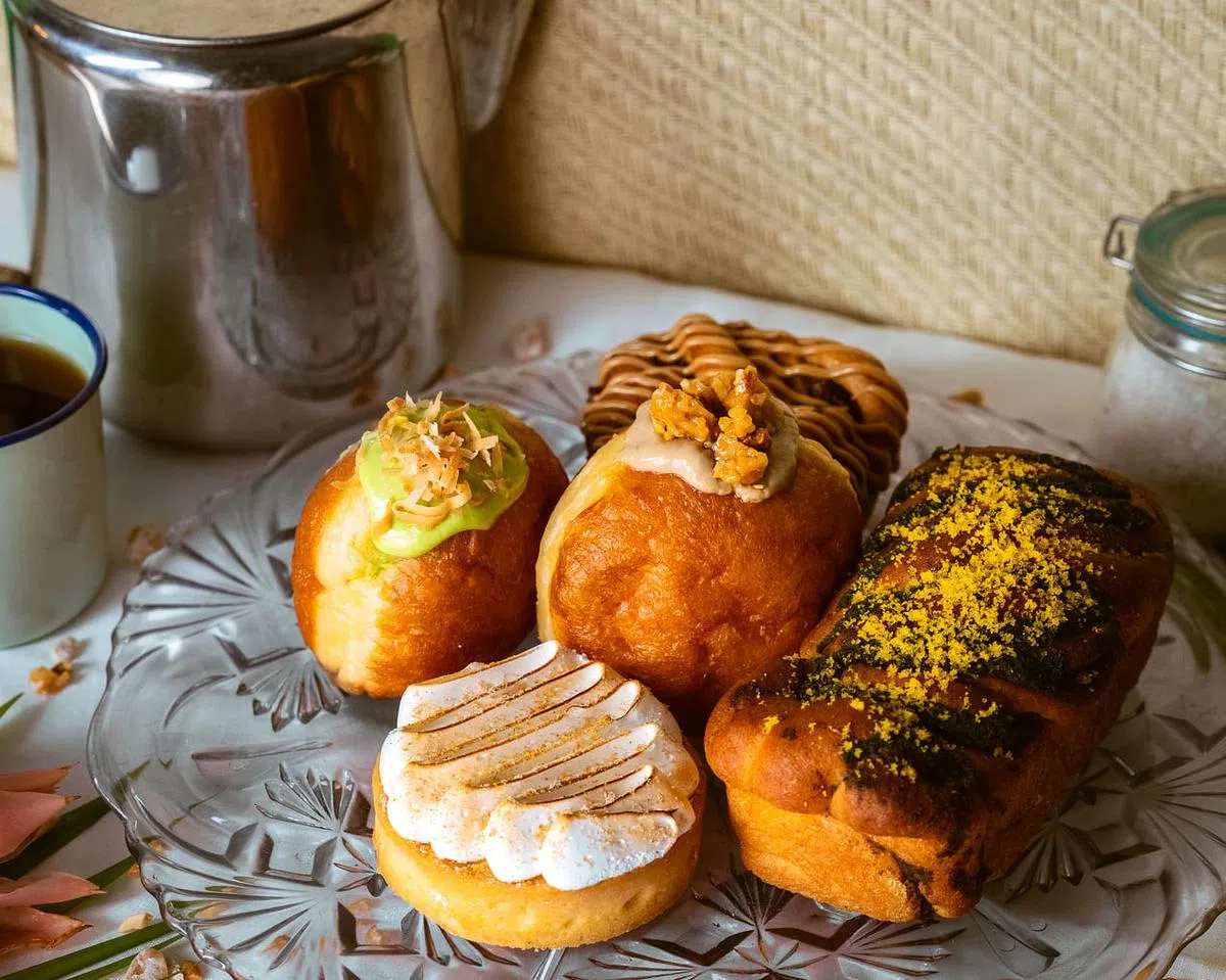 The Kampong Bakery五款融合本地风味的甜甜圈和面包。