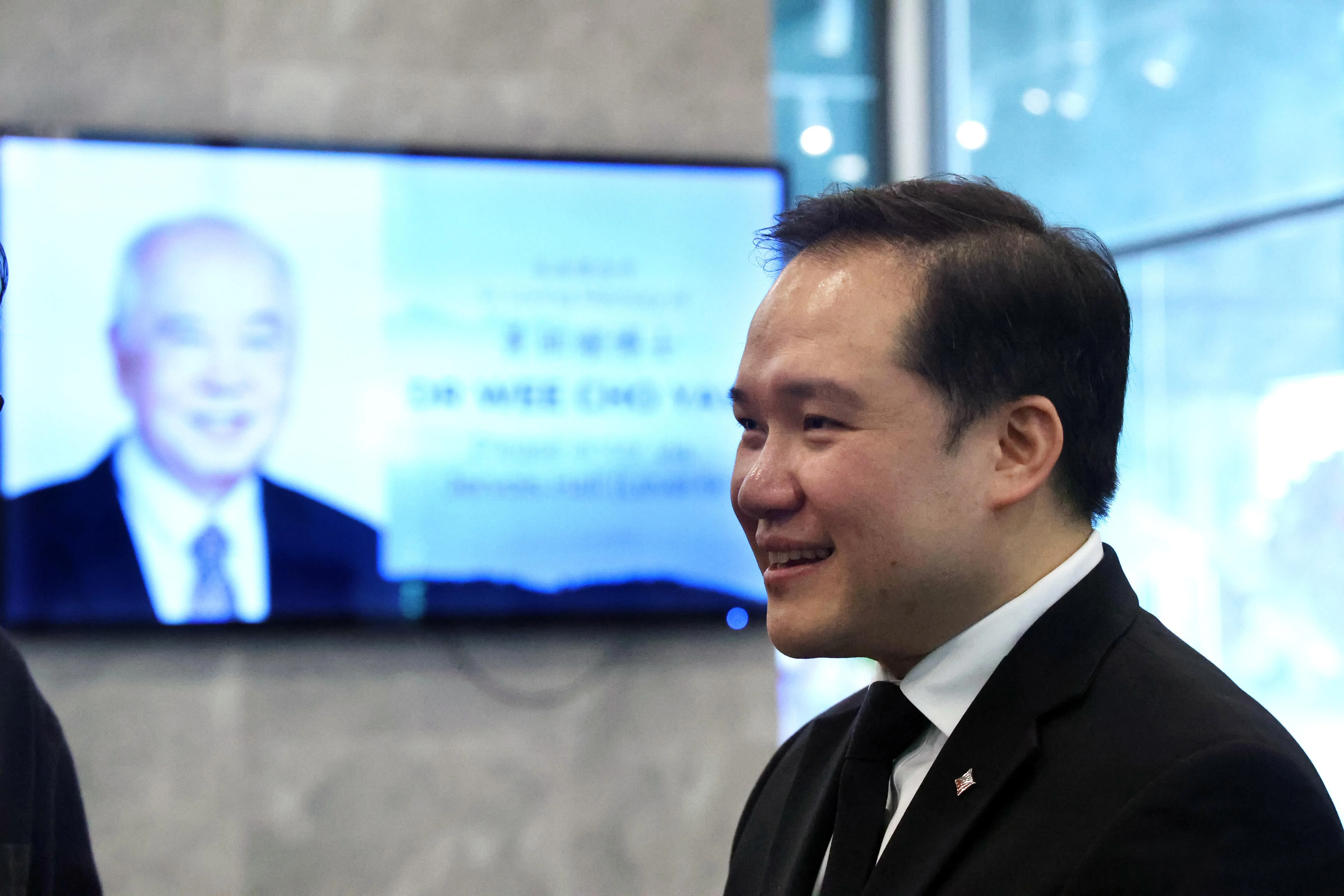 星狮地产集团首席执行官苏华钦认为，黄祖耀的过人之处，就是他善于用人，能将每个人的潜力都发挥出来。