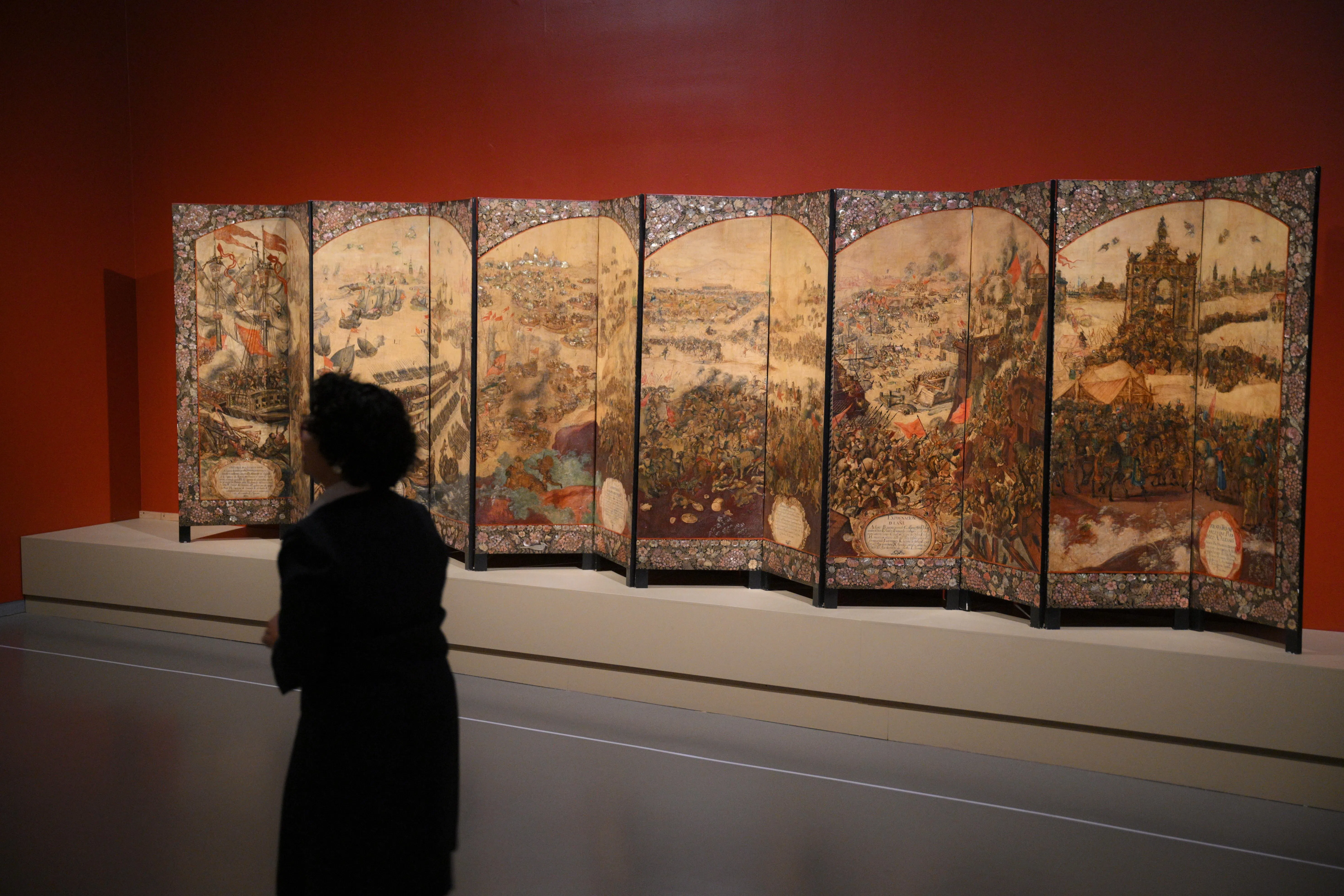 精美的屏风带出日本曾与墨西哥建立贸易网络。（海峡时报）