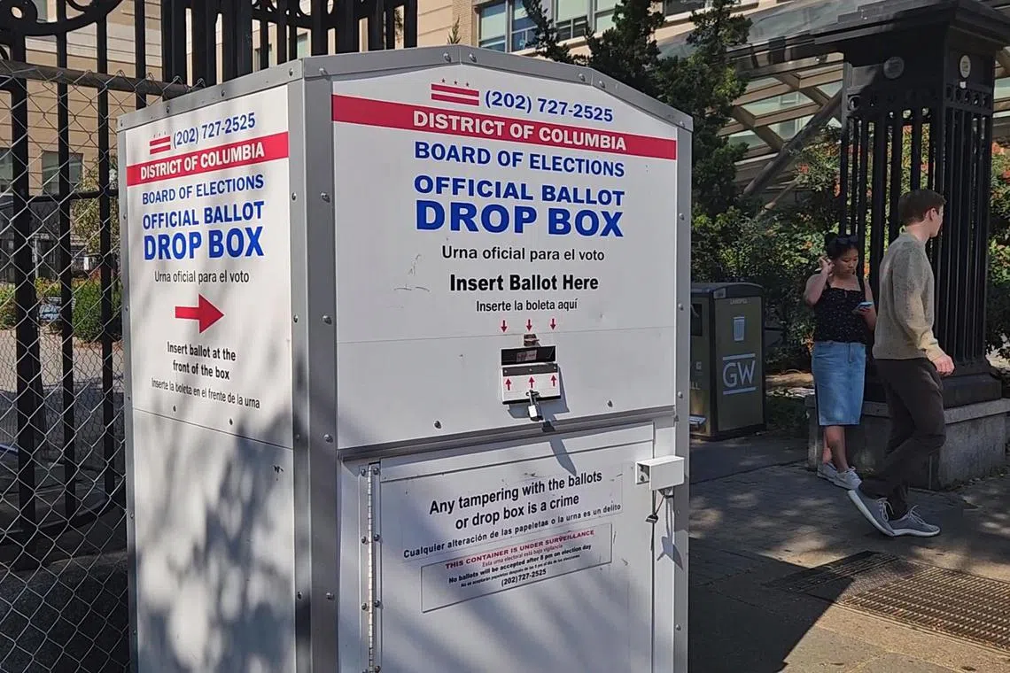 华盛顿特区街头的邮寄投票箱，供提早投票的选民投放选票。（蓝云舟摄）
