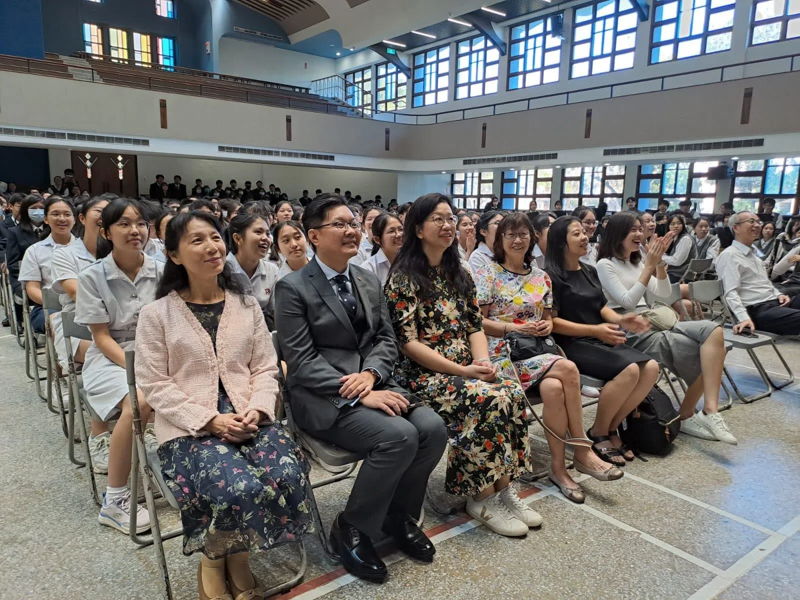 正心中学欢迎会现场。（正心中学提供）