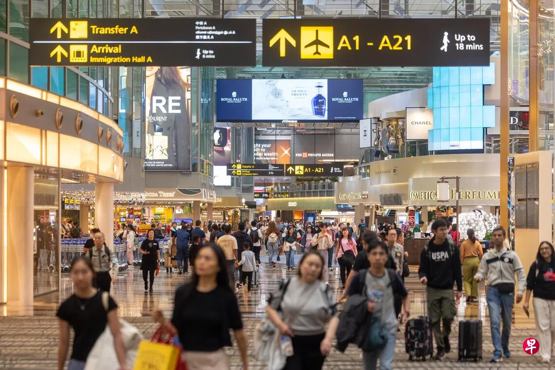 我国7月到访旅客达160万人次 同比下降3%