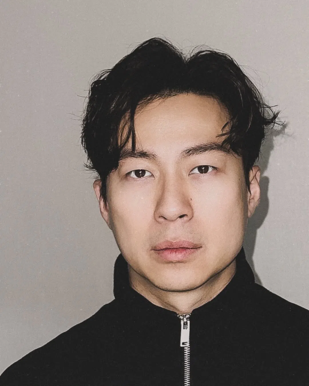 鹤天赐选择远离八卦，觉得管好自己就好。（取自鹤天赐IG）