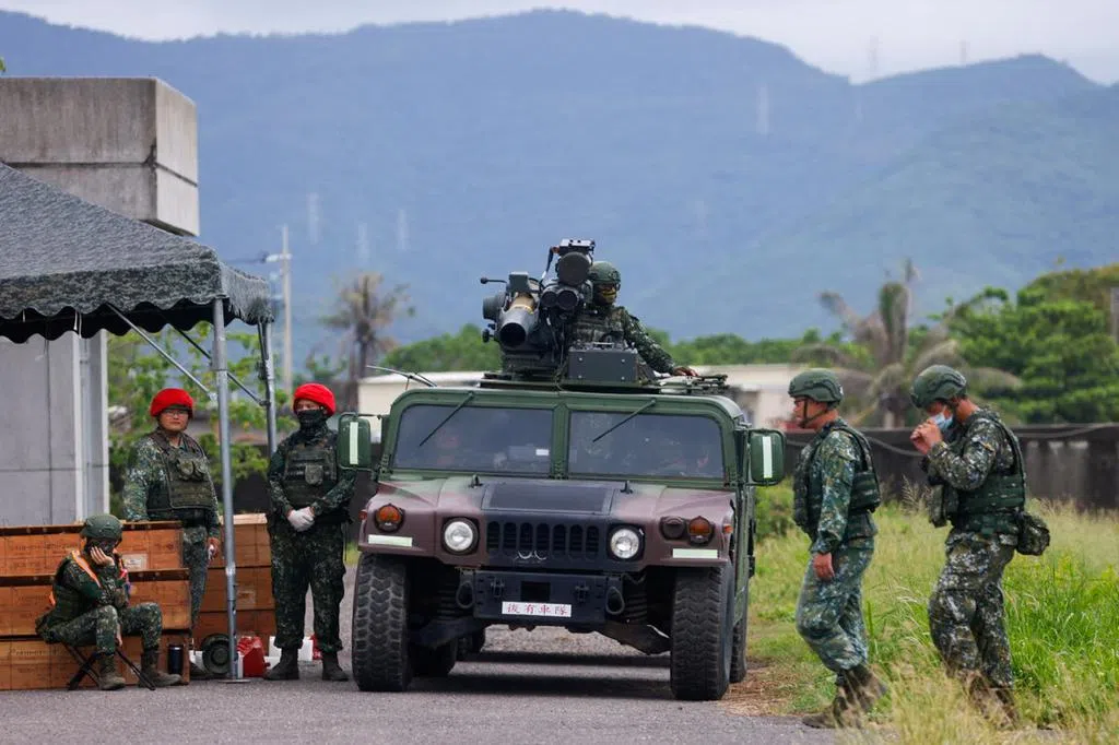 侯友宜改口称唯有台海和平才缩短兵役 台媒评论：忌惮美方反弹