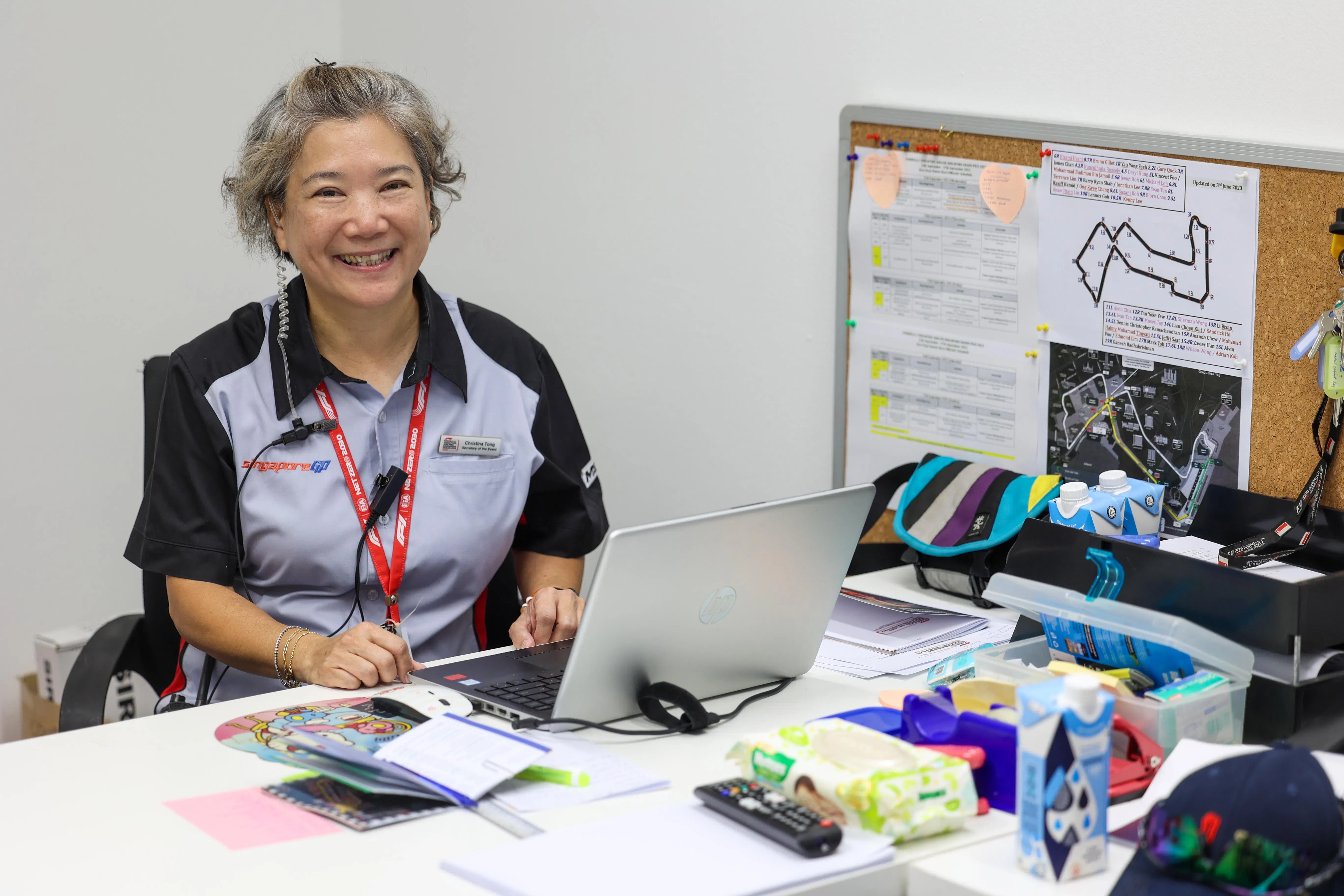 唐瑞玲15年前投入本地F1义工工作，每年都不缺席。（关俊威摄）