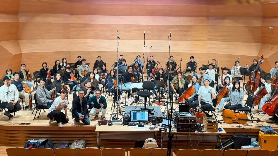 为确保质感，主创团队找来60人专业交响乐团录制电影音乐。（取自《沧海琴声》IG）