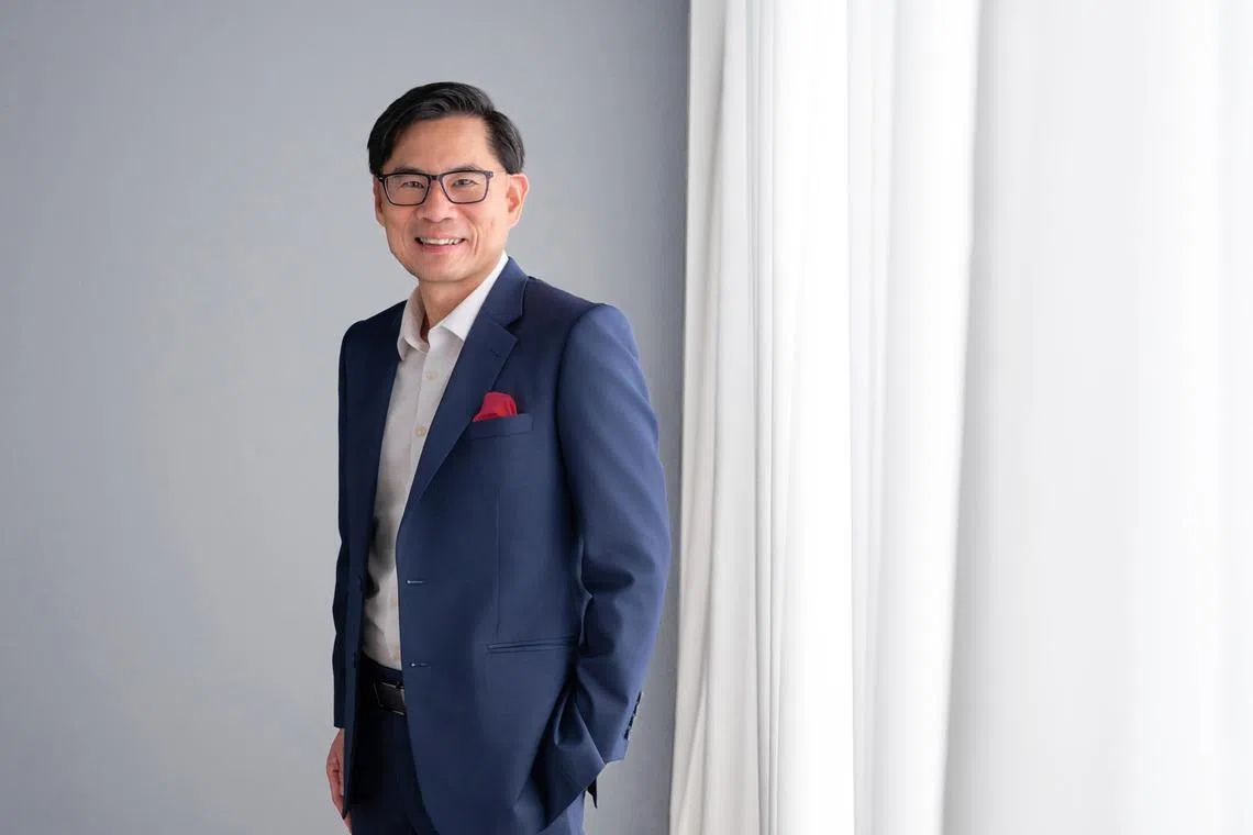 陈德隆将接任华侨银行集团总裁一职，明年1月1日正式上任。据了解，他也将是华侨银行近25年来，第一位出任总裁的新加坡人。（华侨银行提供）