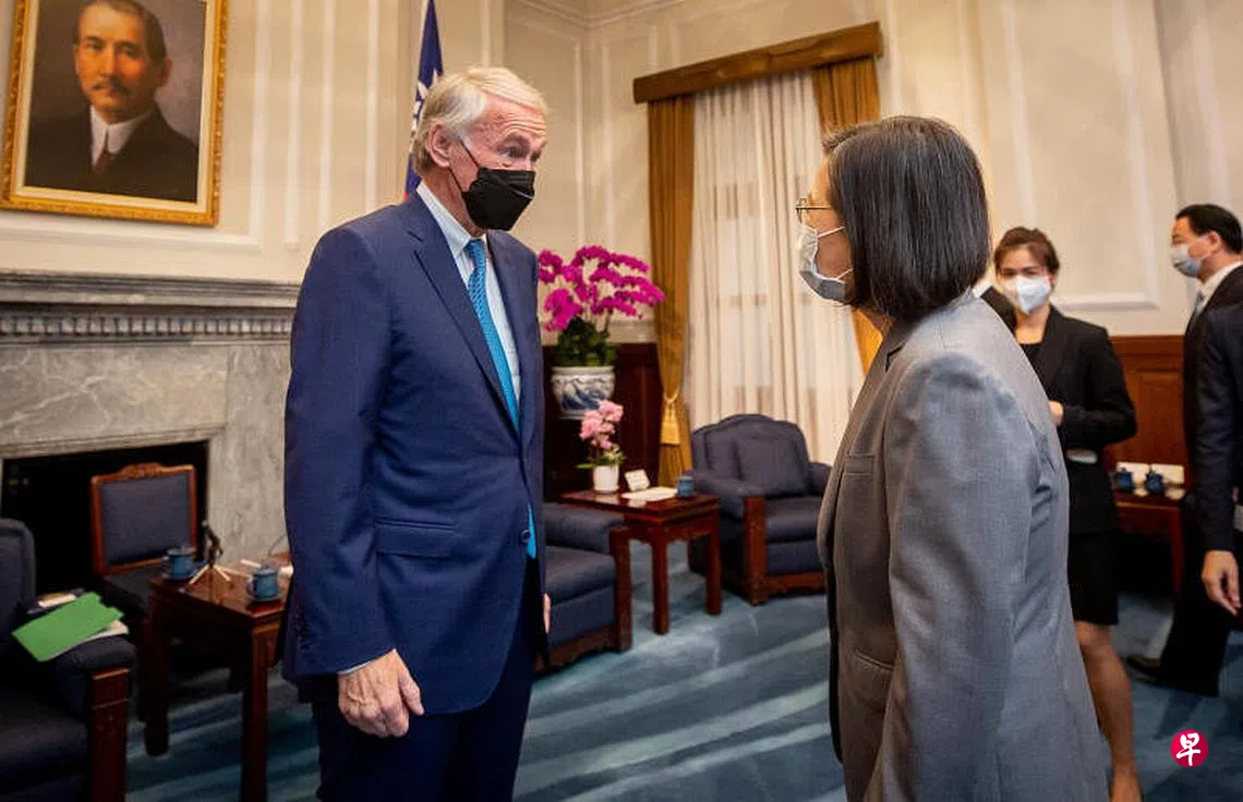 下午察：台海新常态：你访你的我演我的| 联合早报