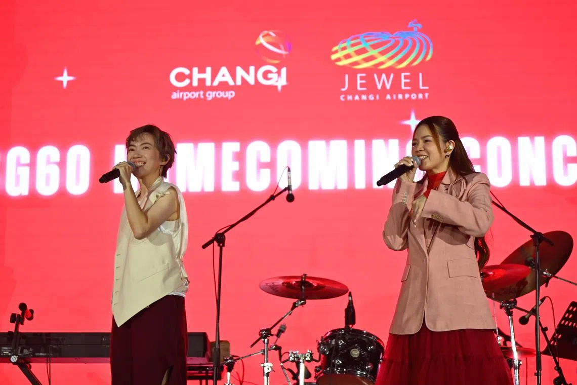 插班生演唱国民歌曲《小人物的心声》。（樟宜机场集团提供）