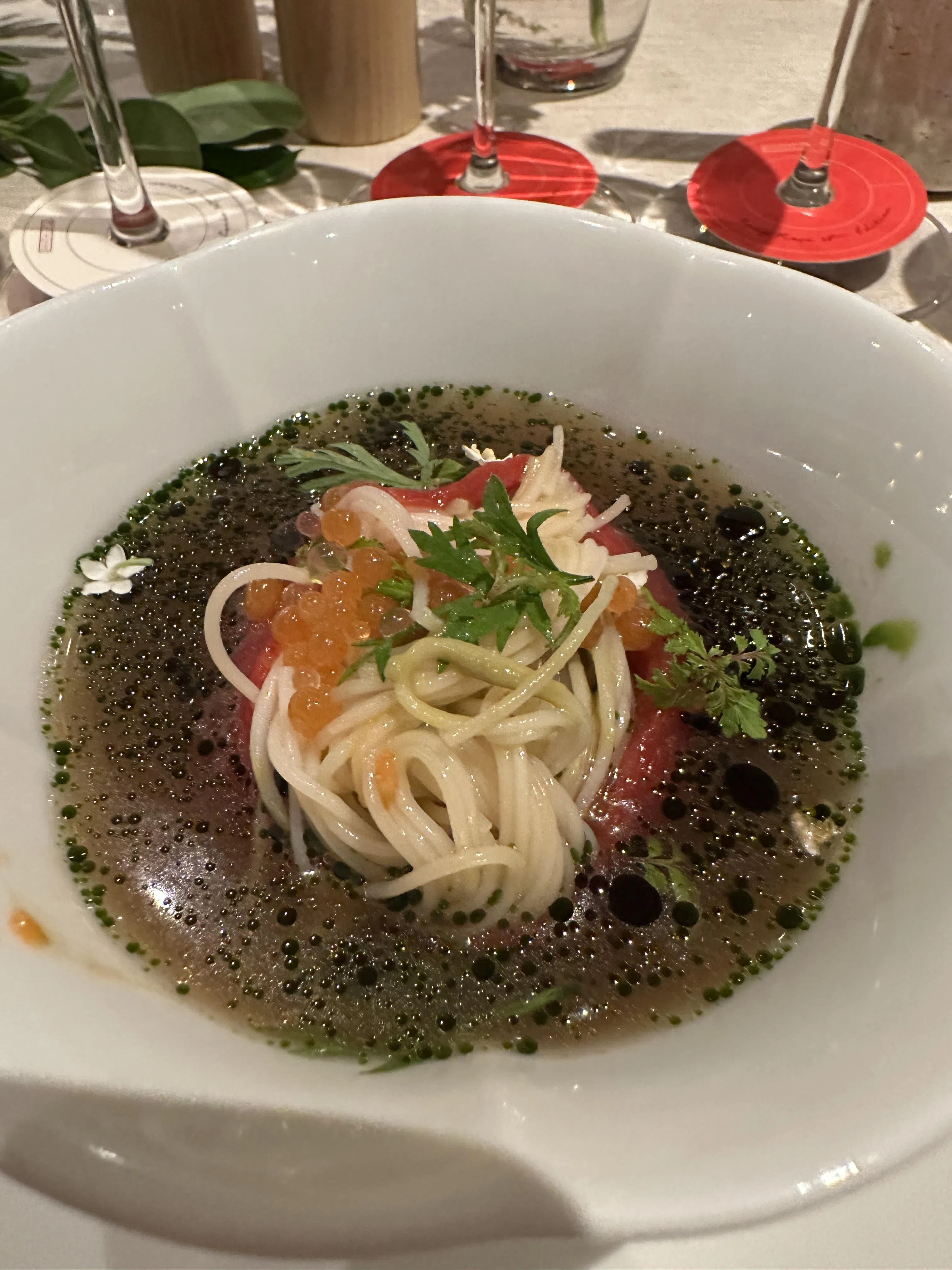 Art di Daniele Sperindio的胡萝卜籽日本素面。（黄向京摄）