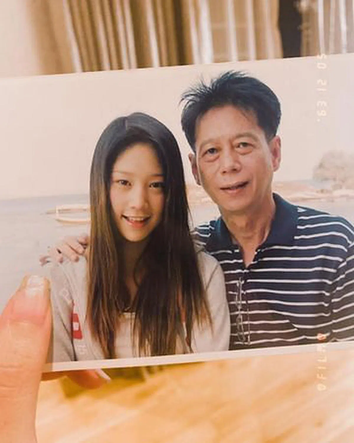 Tangmo和爸爸合照。（取自推特）