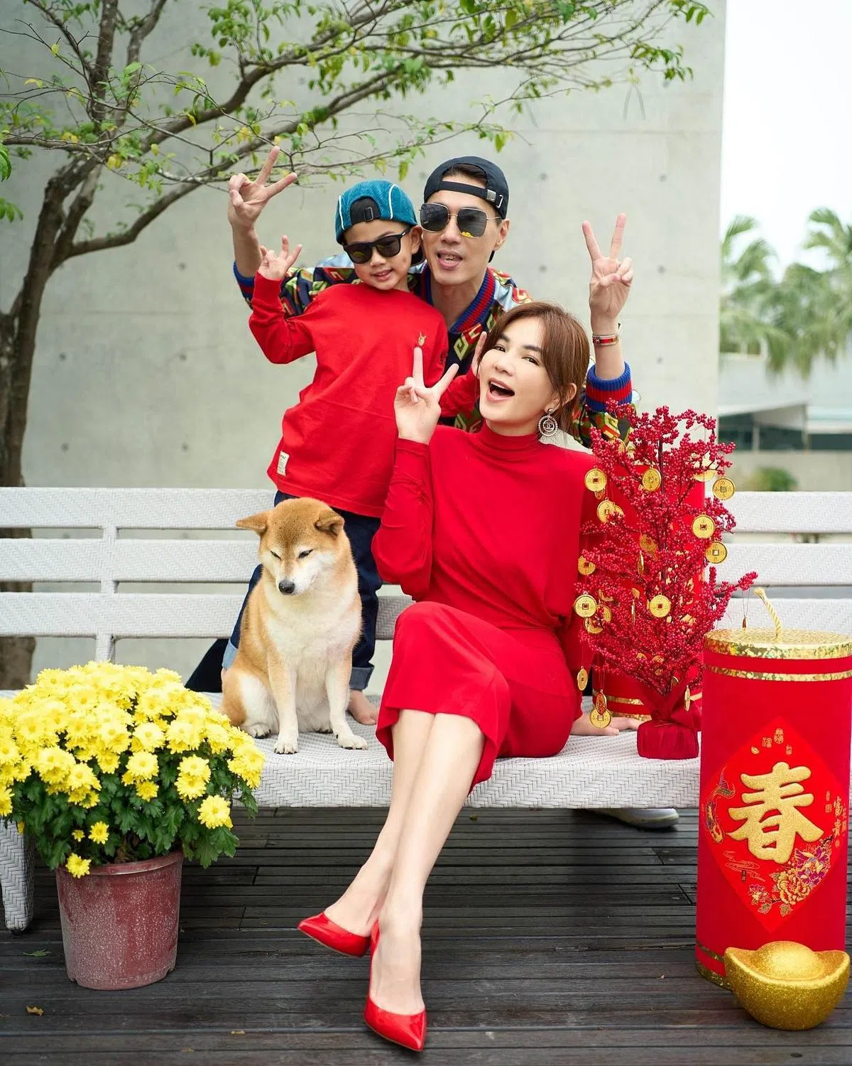 Ella与赖斯翔结婚十年，有一个儿子“劲宝”。（Ella IG）