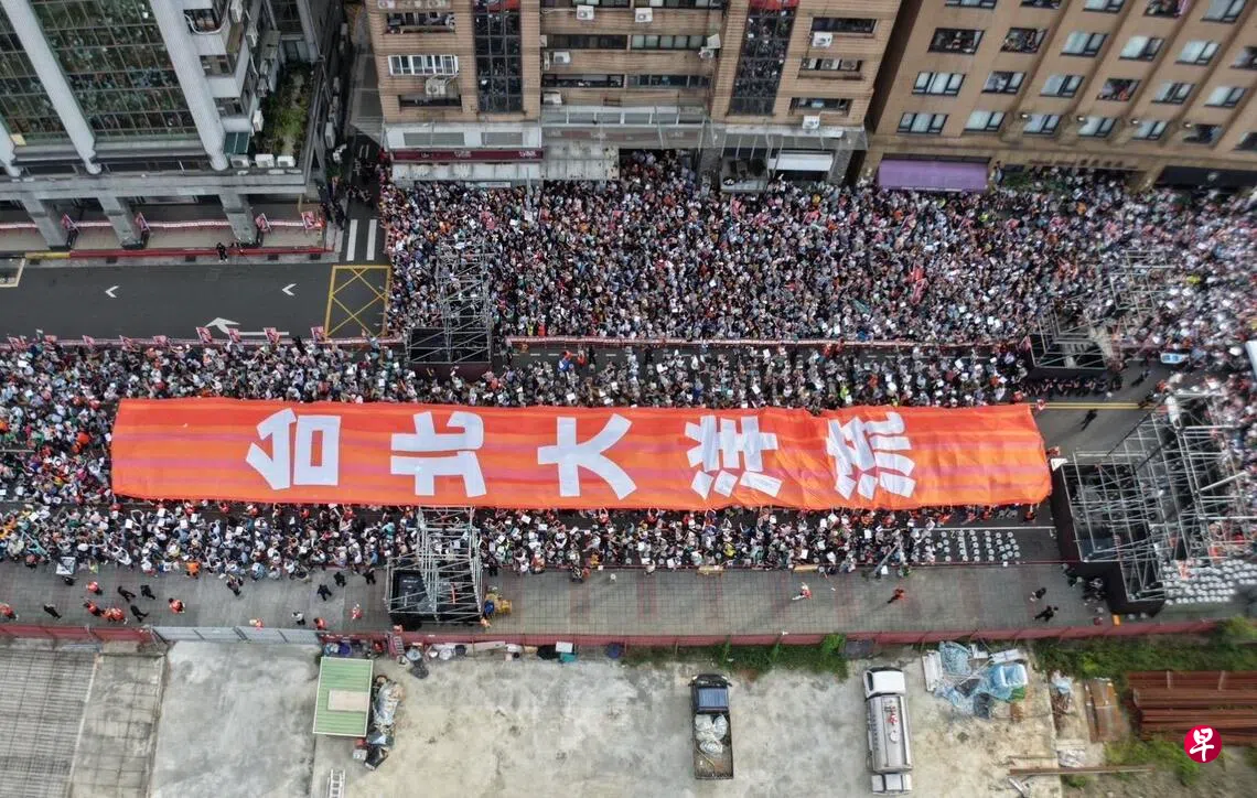 沈伯洋竞总成立逾12万人到场 赖清德驳“牵制蒋万安”之说