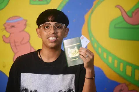 本地25岁无国籍青年 获永久居民身份